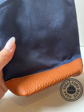 Cargar imagen en el visor de la galería, Yerbero de tela grande azul
