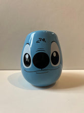 Cargar imagen en el visor de la galería, Mate de Ceramica Stitch Celeste
