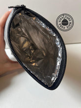 Cargar imagen en el visor de la galería, Yerbero de tela chico gris
